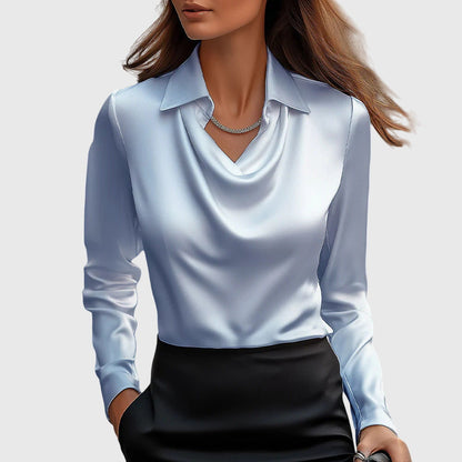 Sylvie - Blouse met luxe glans en plooihals
